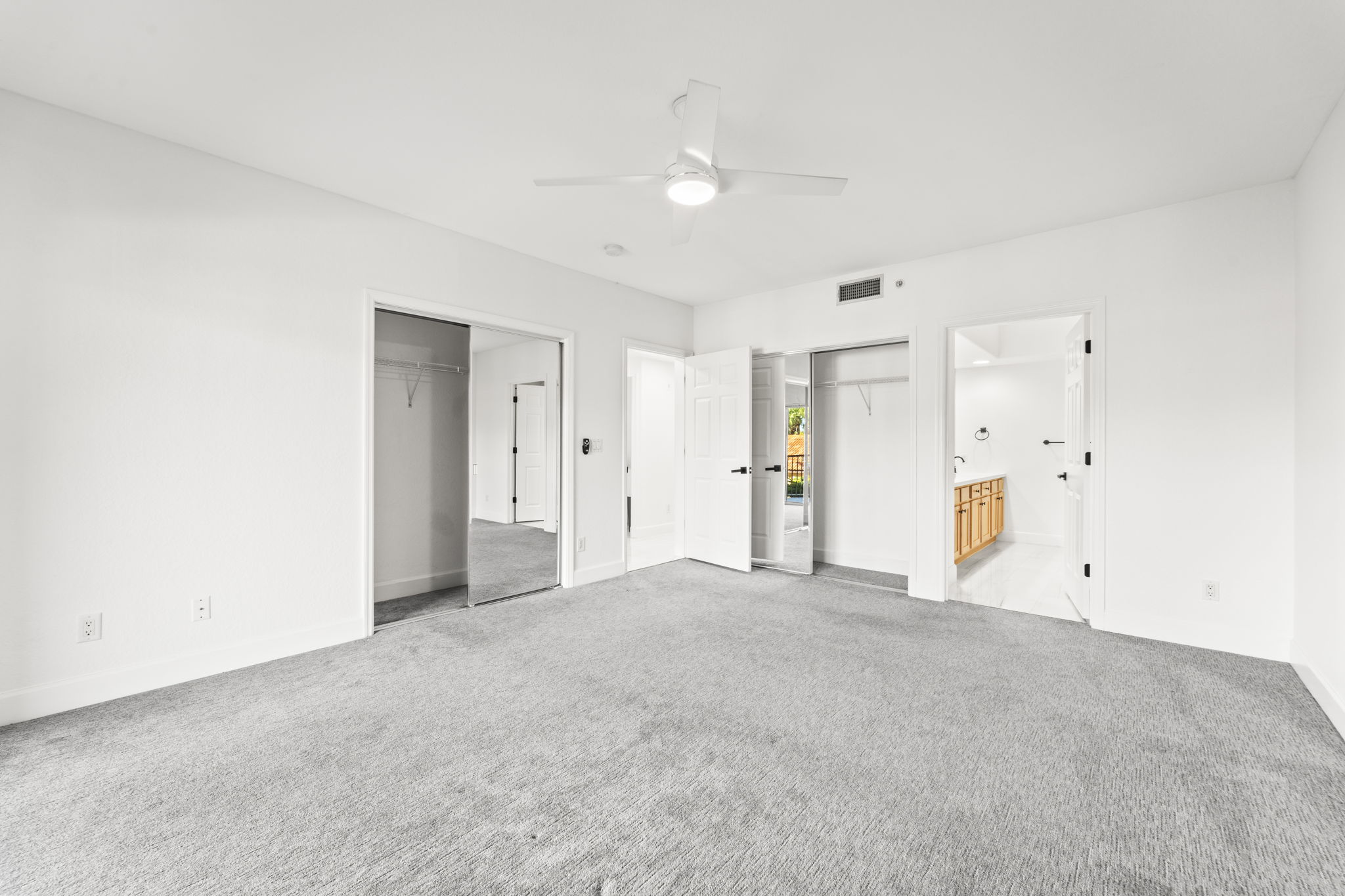 BED2 1645 Pinellas Bayway S Apt B2 189