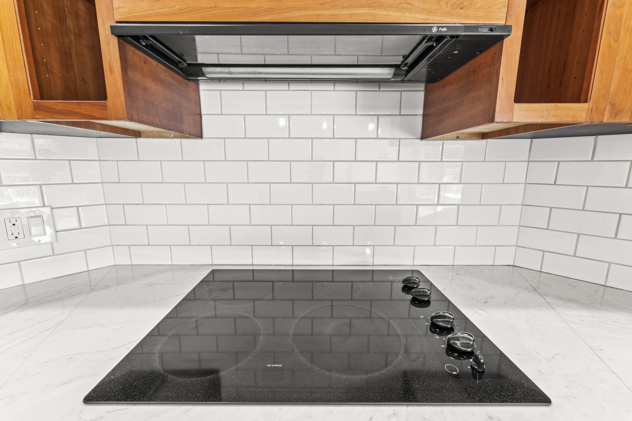 KIT 1645 Pinellas Bayway S Apt B2 339