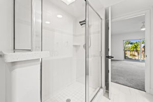 BATH1 1645 Pinellas Bayway S Apt B2 198