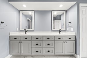 BATH3 1645 Pinellas Bayway S Apt B2 273