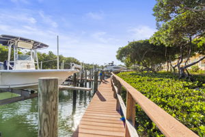 DOCK 1645 Pinellas Bayway S Apt B2 112