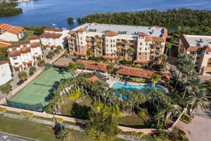 DRONE 1645 Pinellas Bayway S Apt B2 002