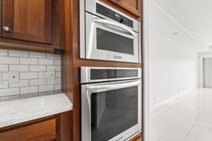 KIT 1645 Pinellas Bayway S Apt B2 342