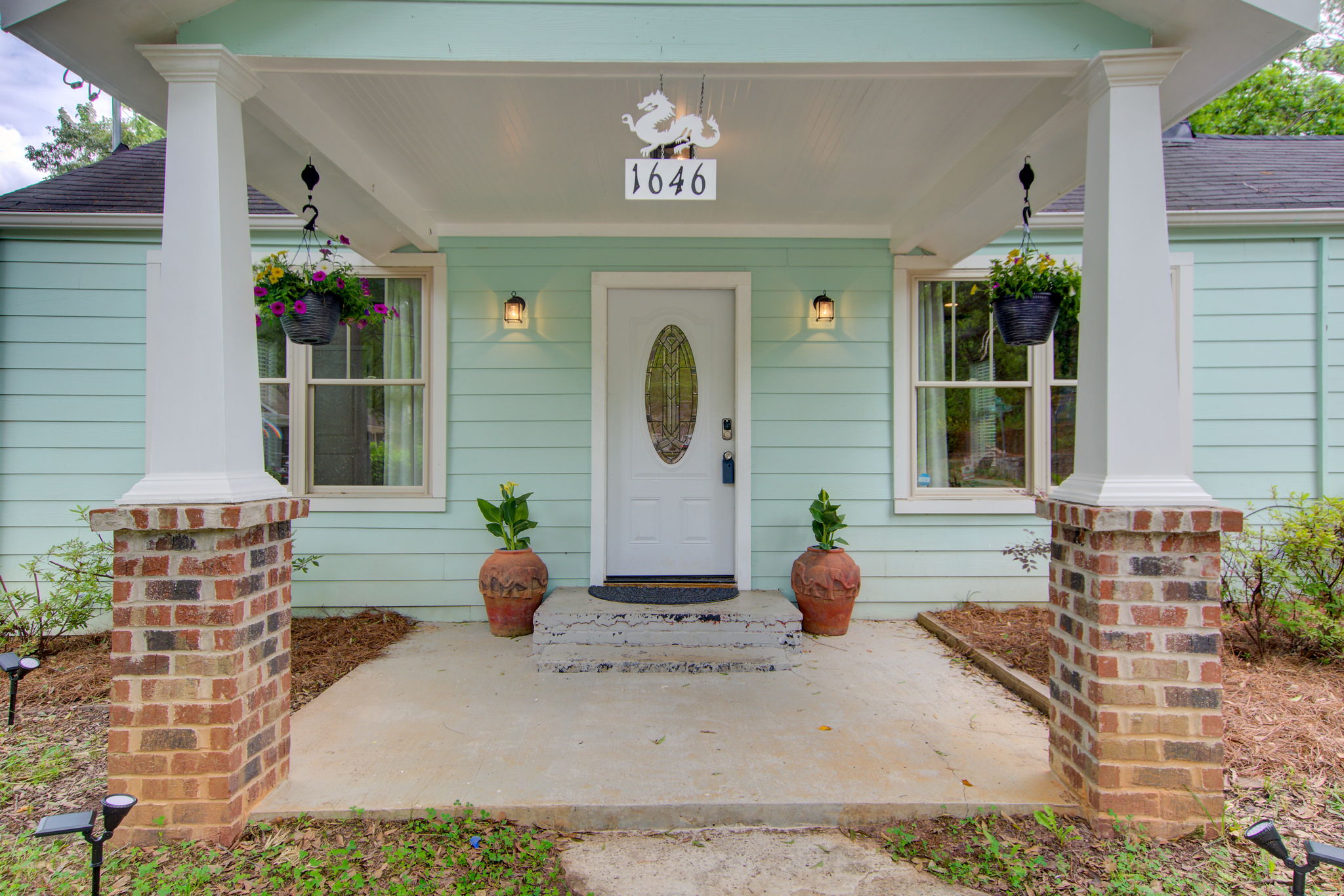 2 Exterior Front Porch Detail