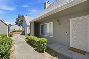 004_F8_1646 Somerset Pl