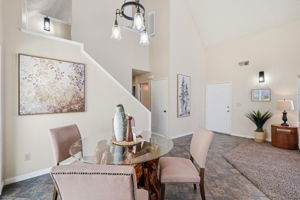 015_F8_1646 Somerset Pl