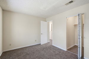 022_F8_1646 Somerset Pl