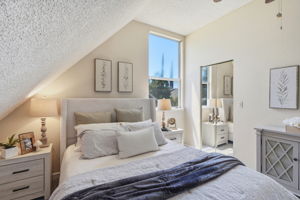 024_F8_1646 Somerset Pl