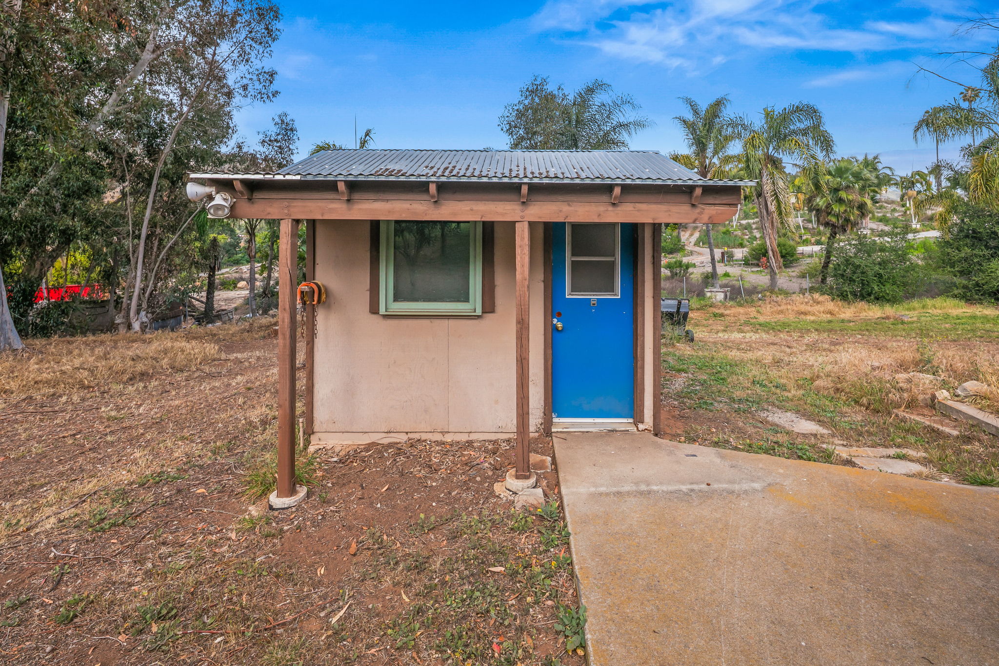 1646 E Tierra Libertia Rd-61