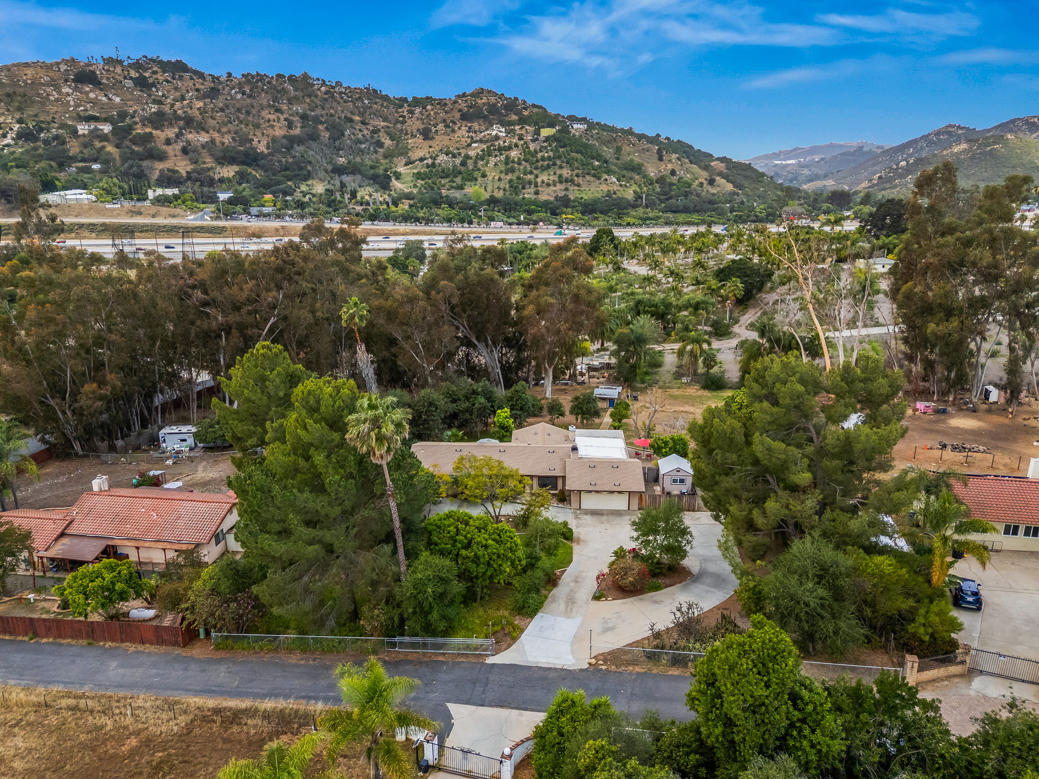 1646 E Tierra Libertia Rd-3