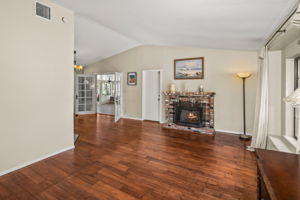 1646 E Tierra Libertia Rd-97