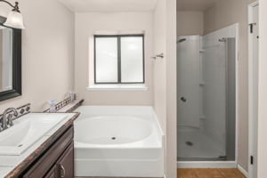 1646 E Tierra Libertia Rd-81