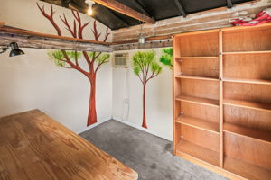 1646 E Tierra Libertia Rd-62