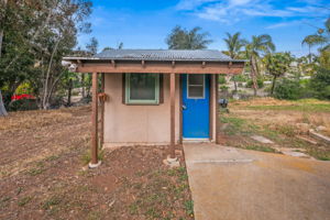 1646 E Tierra Libertia Rd-61