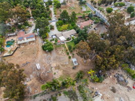 1646 E Tierra Libertia Rd-30