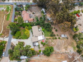 1646 E Tierra Libertia Rd-8