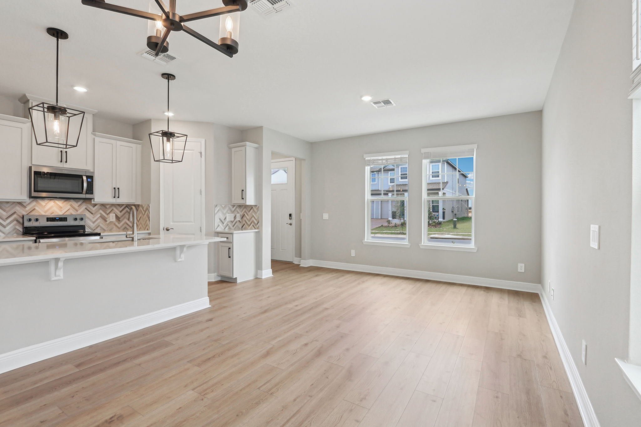 Orlando - Silverleaf Reserve - 16460 Silver Brook Way Winter Garden FL 34787 -  009
