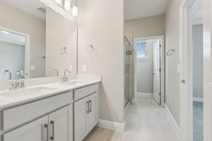 Orlando - Silverleaf Reserve - 16460 Silver Brook Way Winter Garden FL 34787 -  027