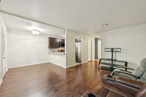 Eastchase St-S0611-012.jpg