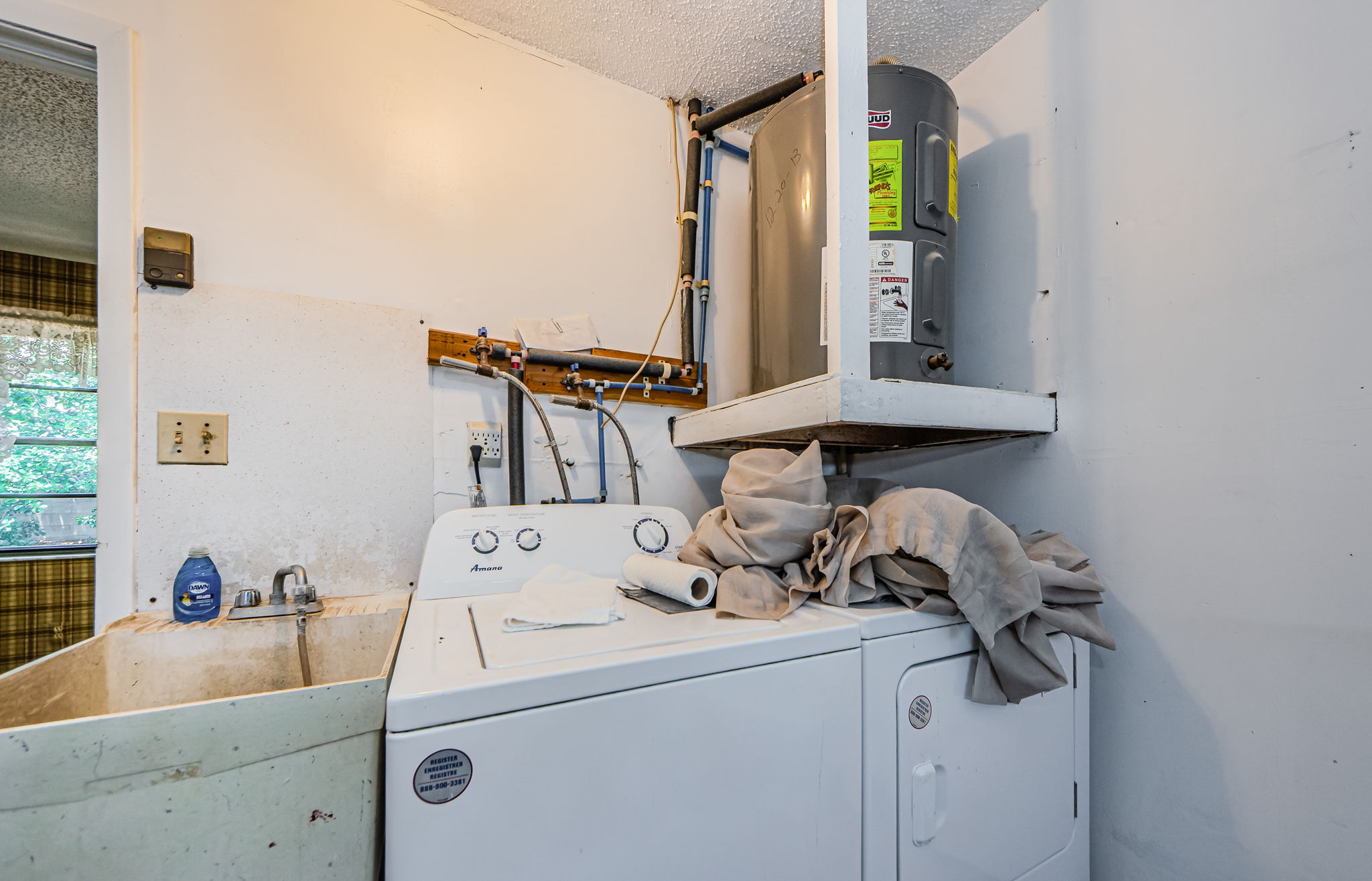 Laundry Room 1-4