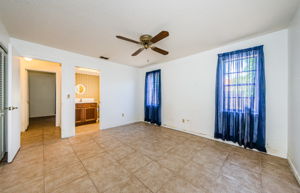 Bedroom 1b-2