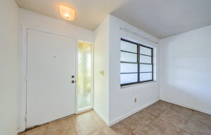 Foyer 1-3