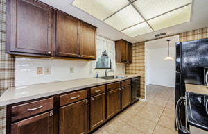 Kitchen 4-4