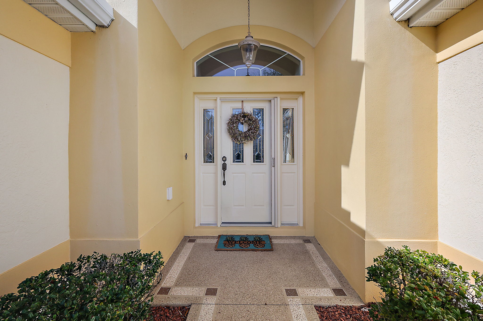 Exterior Front Entry