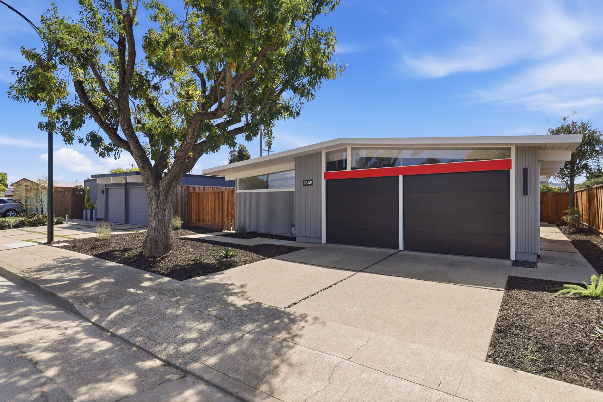 002_F8_1648 Wolfe Dr