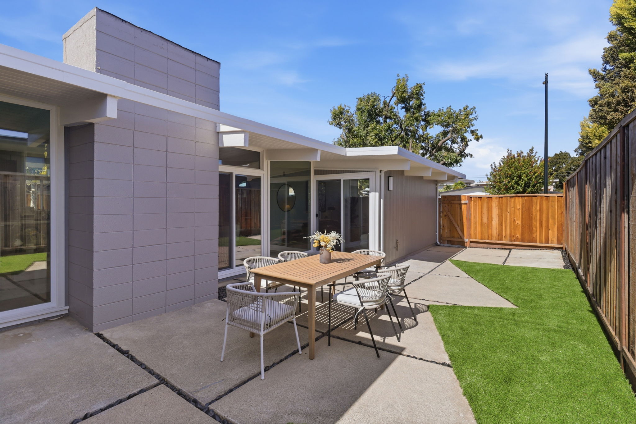 048_F8_1648 Wolfe Dr