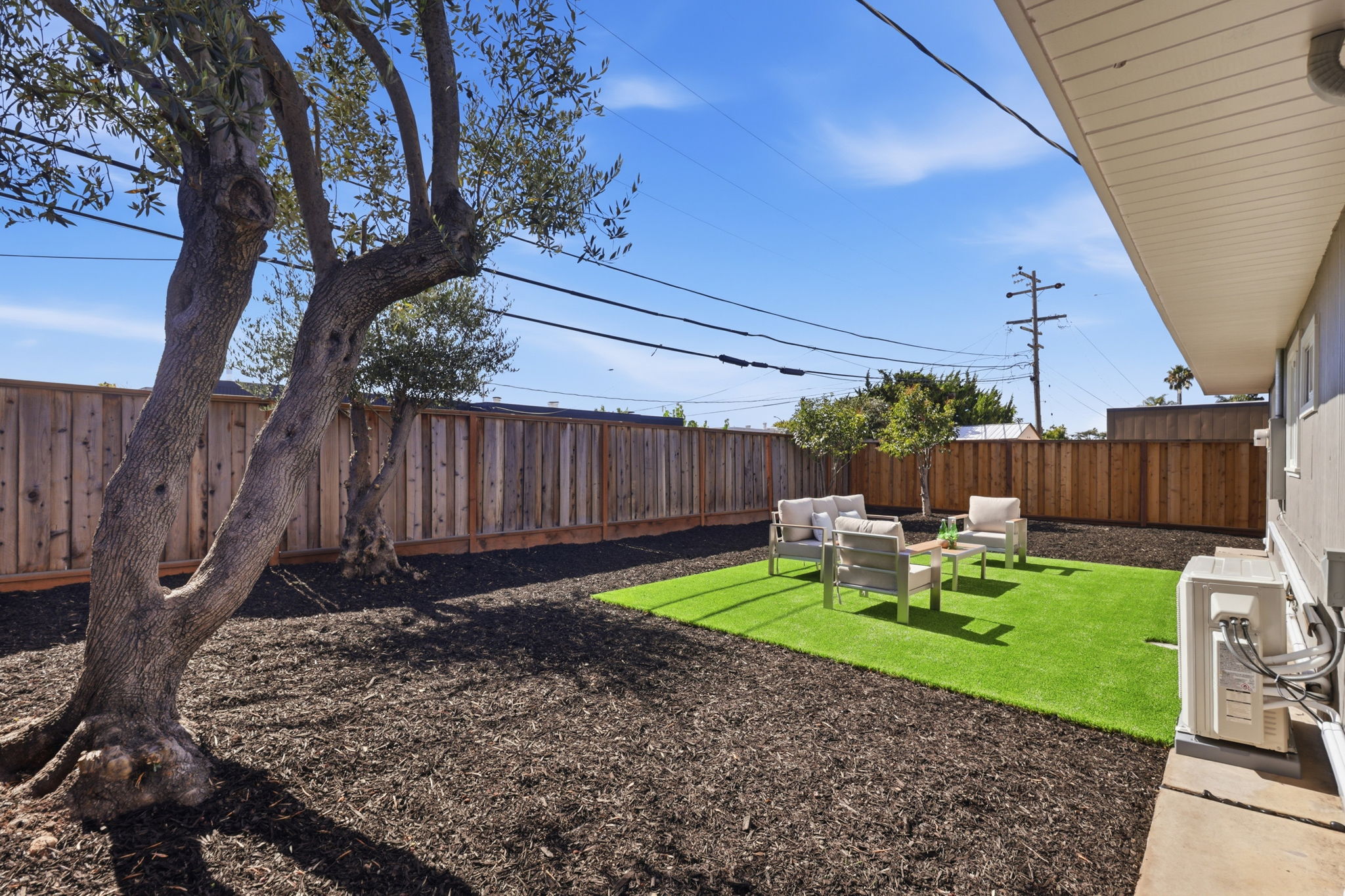 049_F8_1648 Wolfe Dr