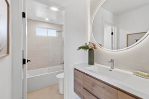 037_F8_1648 Wolfe Dr