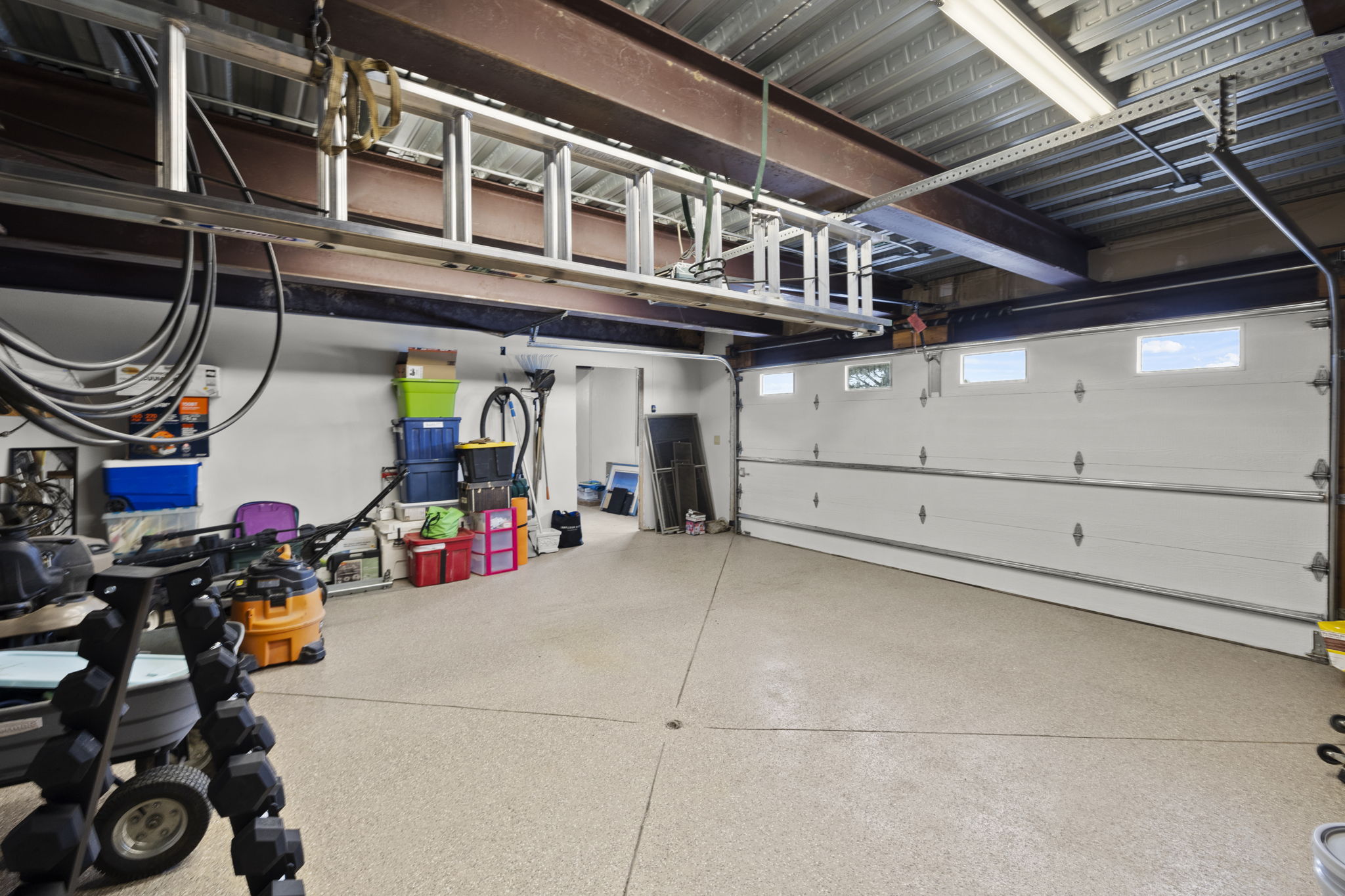  Photo 77
