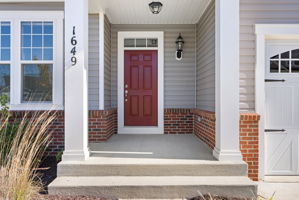 Front Entry Detail