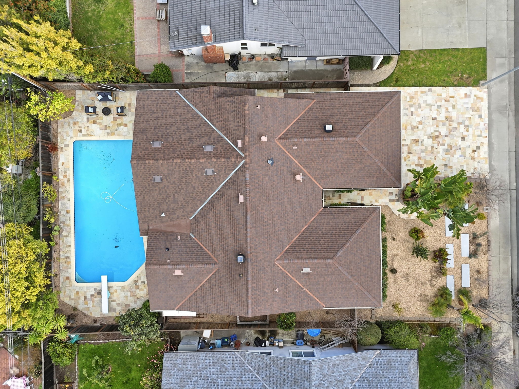 005_f8_AERIAL_165 Carlow Ct