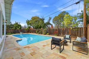 037_f8_165 Carlow Ct