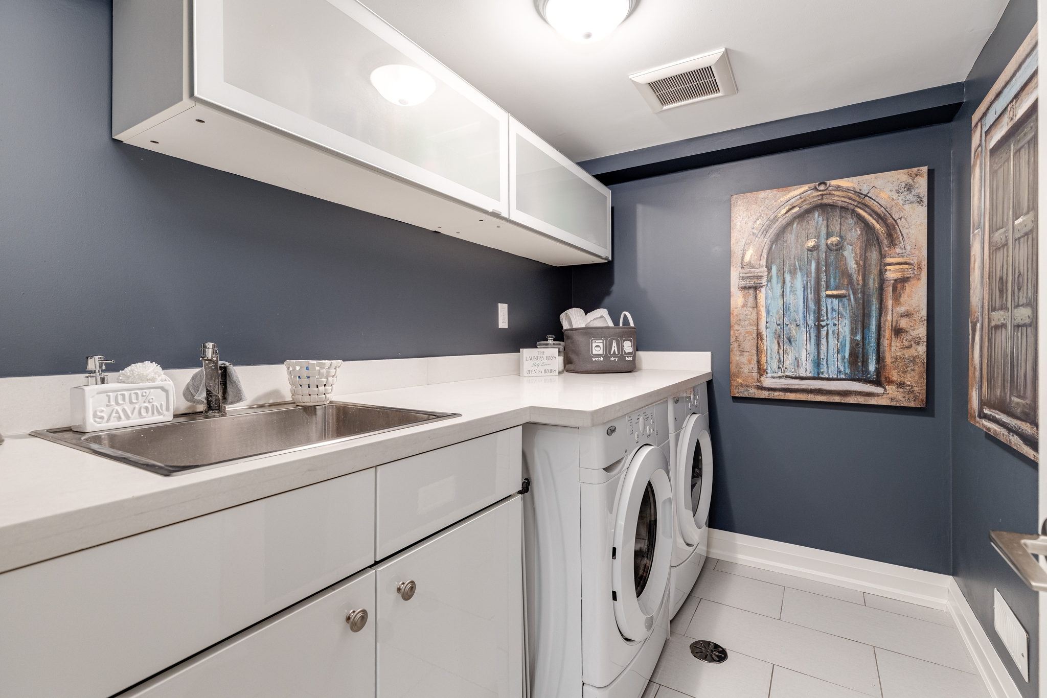 Toronto property showcase — delivered property photograph 40