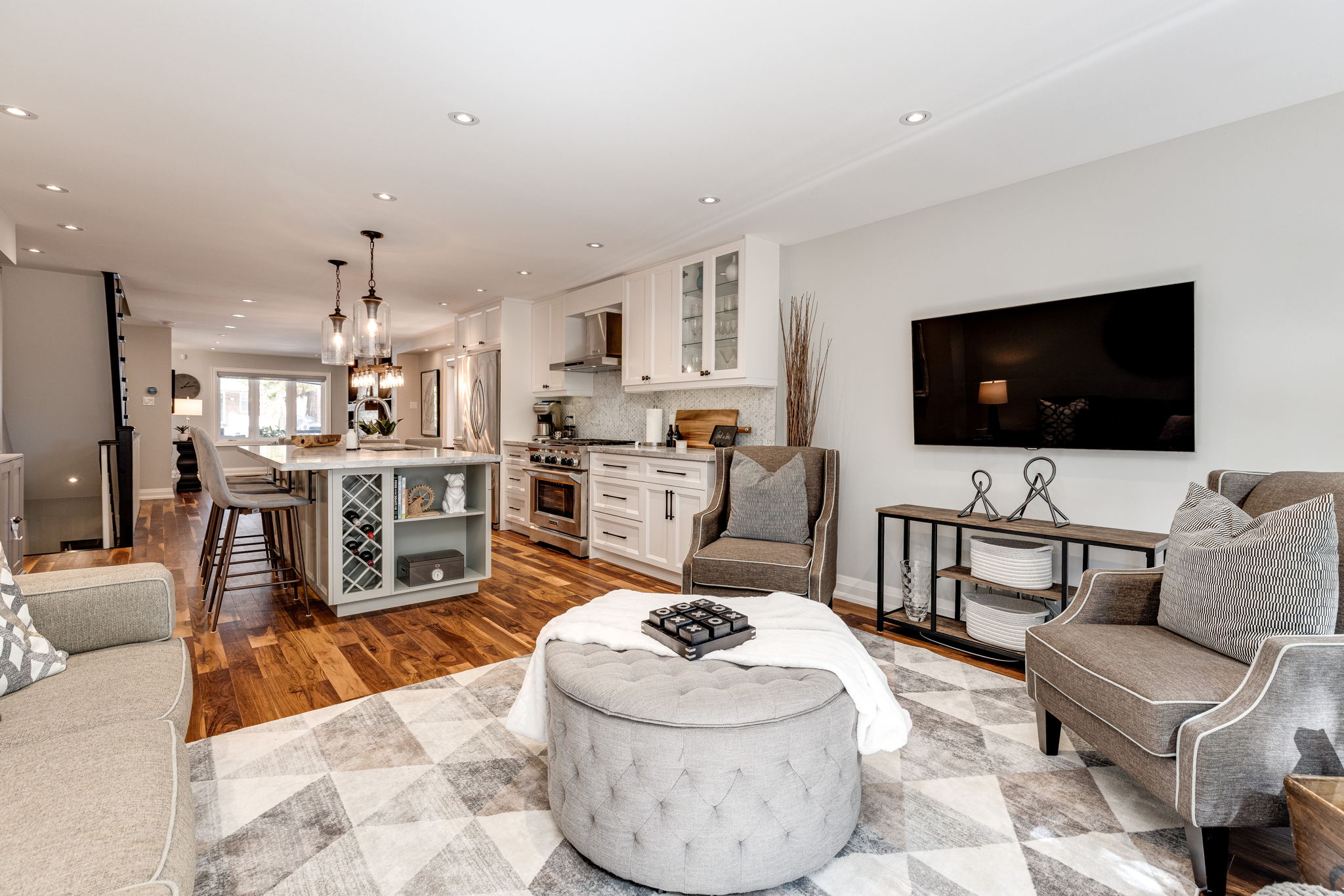 Toronto property showcase — delivered property photograph 19