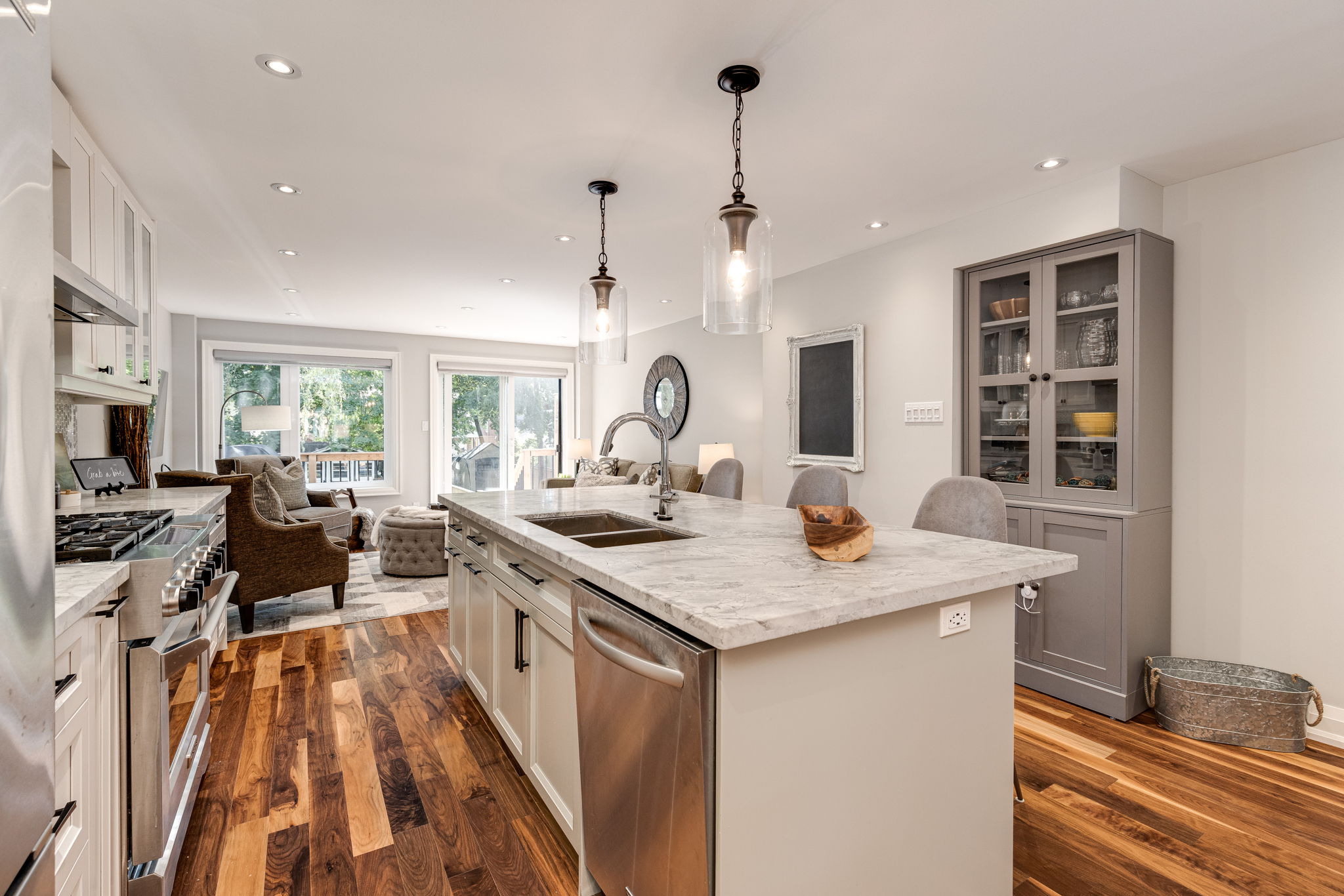 Toronto property showcase — delivered property photograph 14