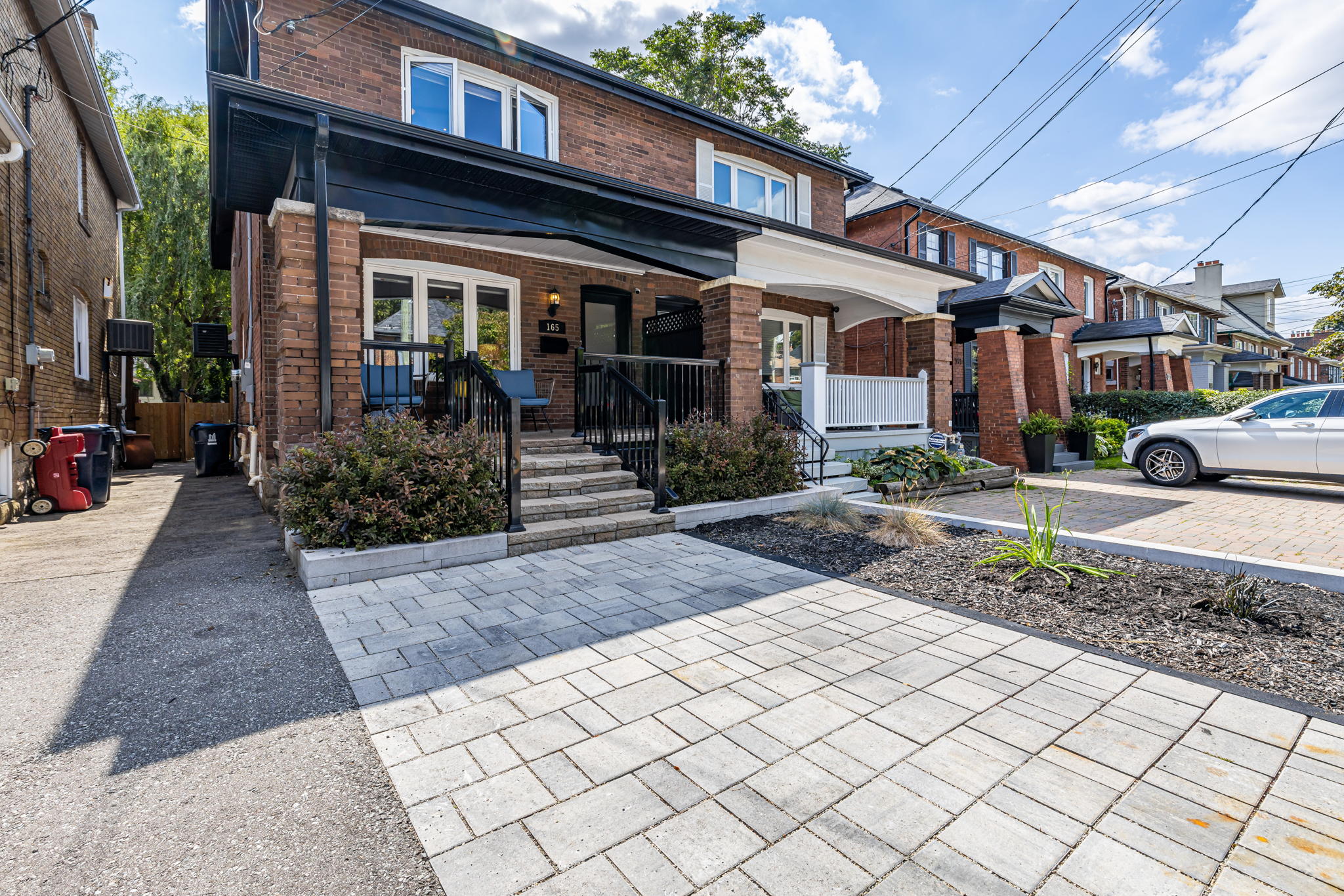 Toronto property showcase — delivered property photograph 3