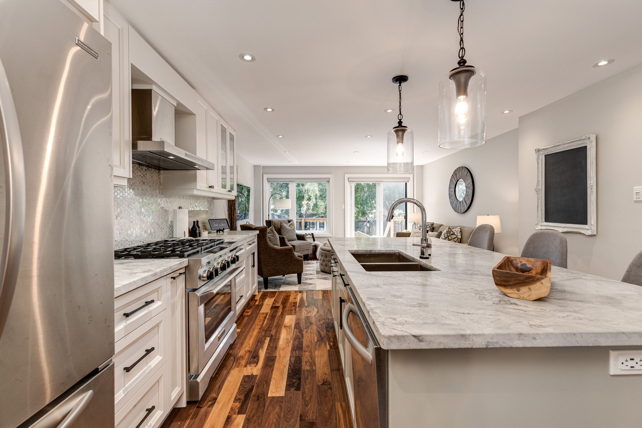 Toronto property showcase — delivered property photograph 13