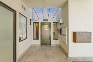 005_F8_165 Forest Ave 2C