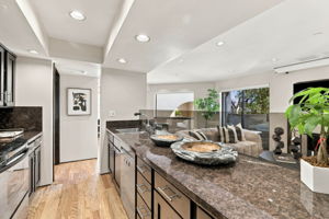 016_F8_165 Forest Ave 2C
