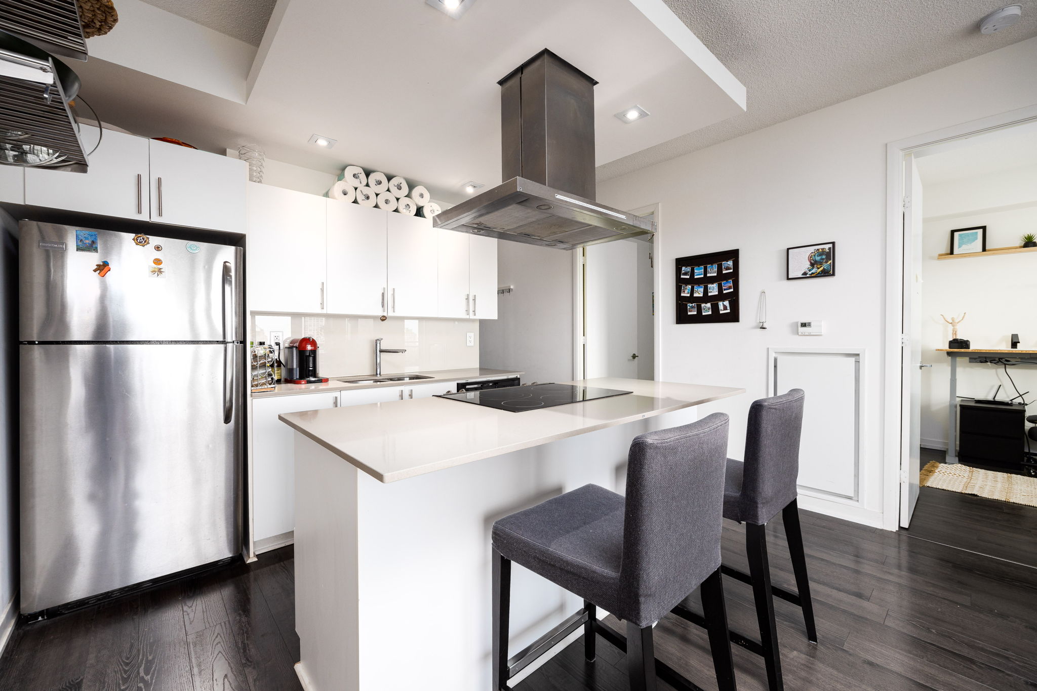 Toronto property showcase — delivered property photograph 4