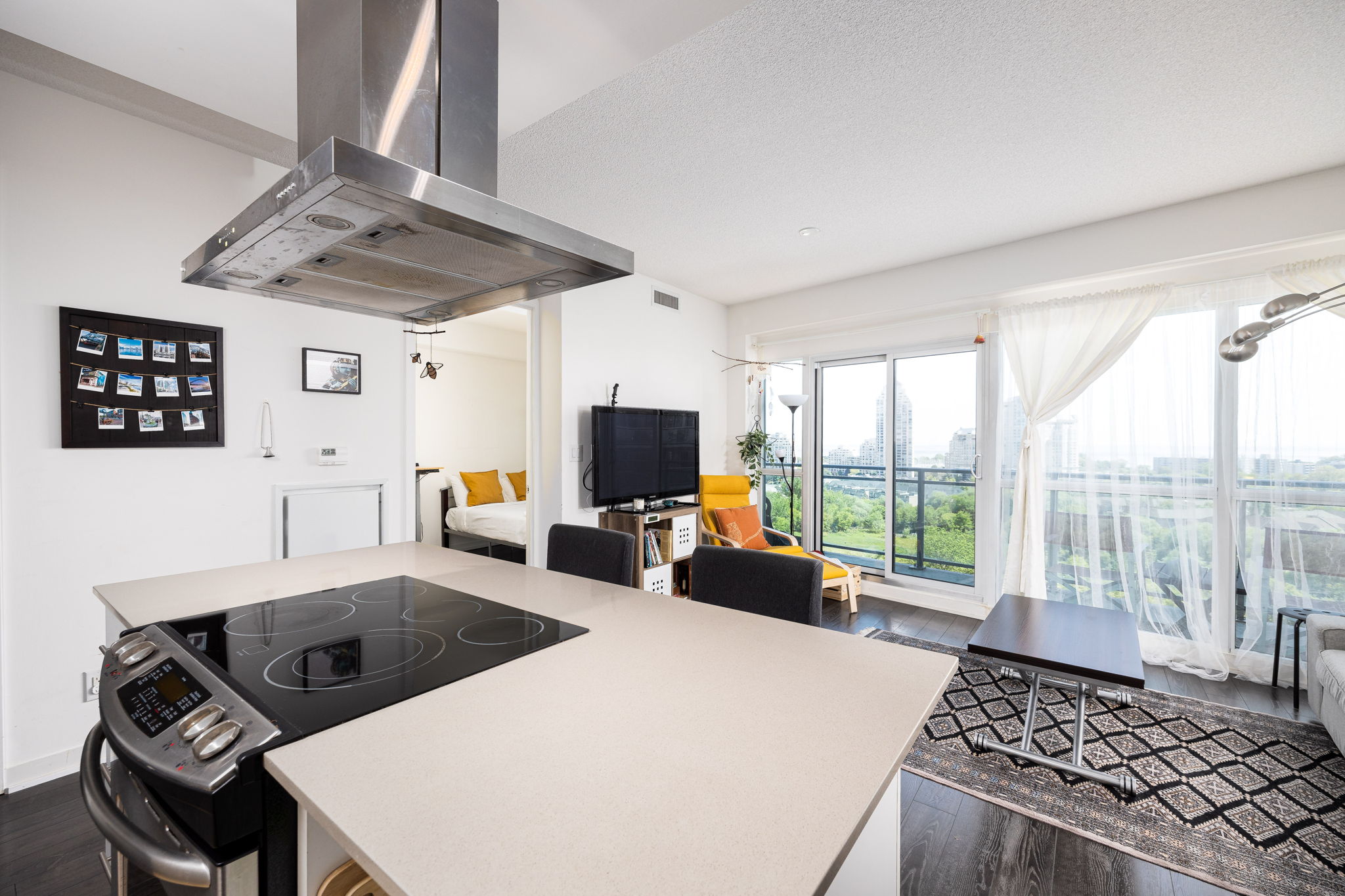 Toronto property showcase — delivered property photograph 5