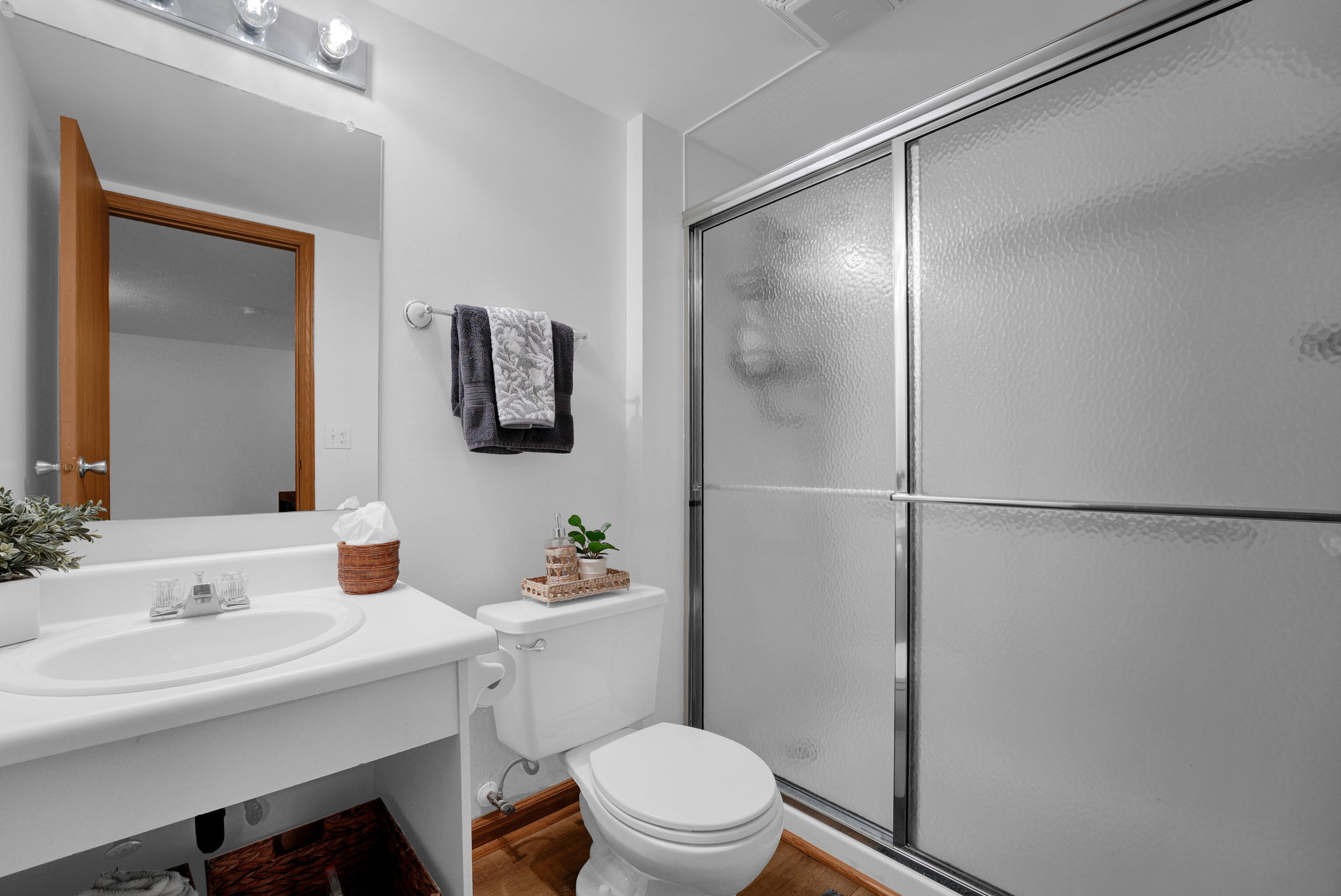  Photo 23