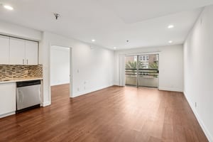 165 N Hoover St UNIT 302-S1511-002.jpg