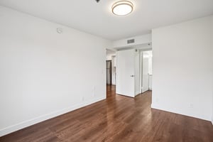 165 N Hoover St UNIT 302-S1511-012.jpg