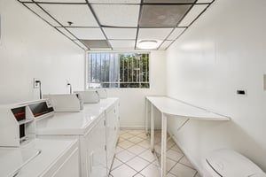 165 N Hoover St UNIT 302-S1511-018.jpg