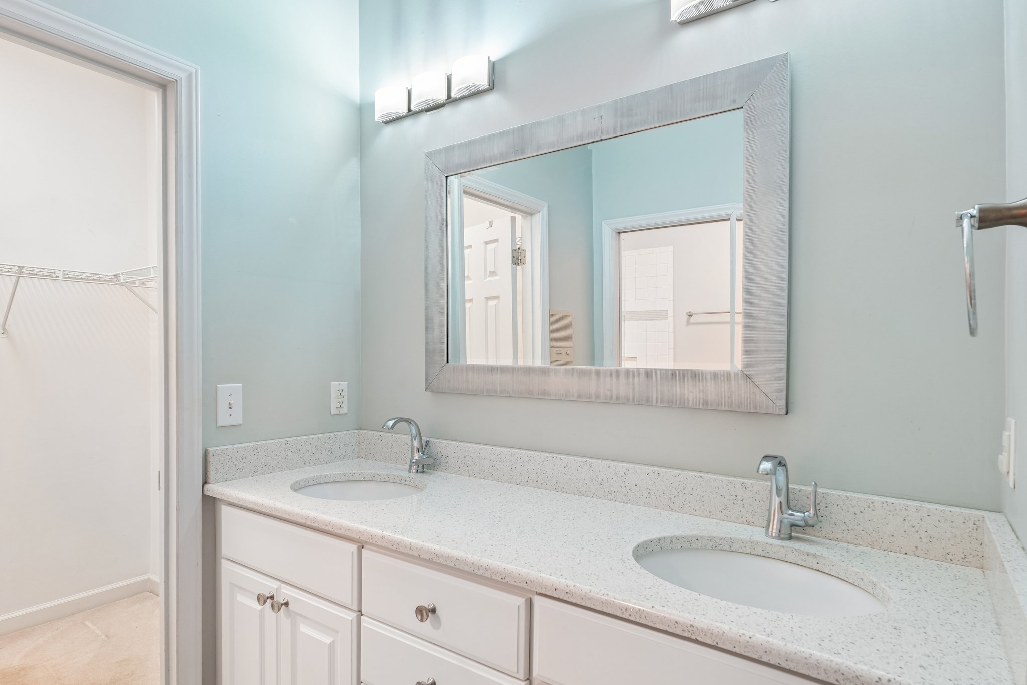 Prestwood Ln-S2906-035.jpg
